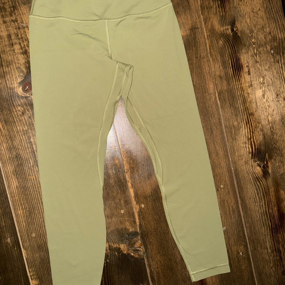 Lululemon Athletica Green Leggings for Versatile Performance